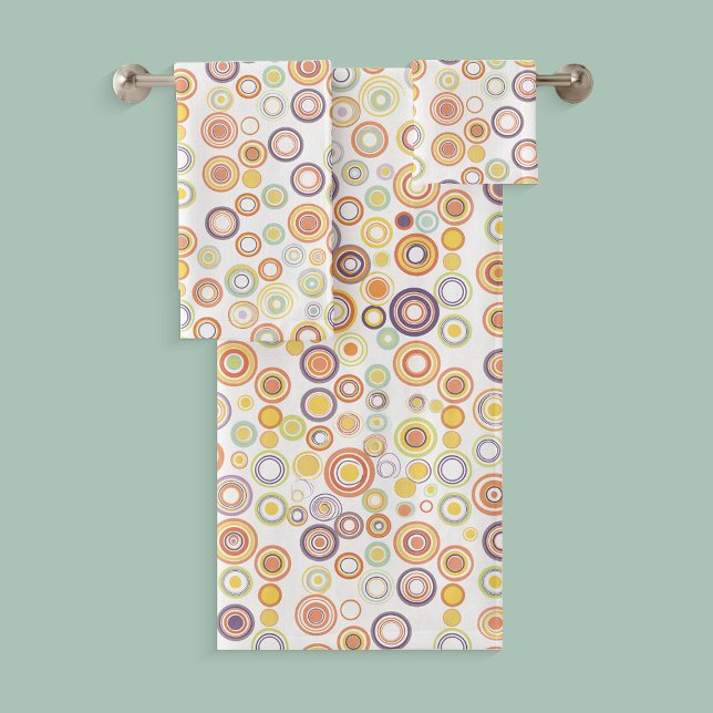Cercles Rétro Automne (Retro Autumn Circles bath towel set. Bath towel, hand towel, and washcloth.)
