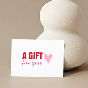 Certificat Cadeau Élégant Rouge Rose Cœur Beauté