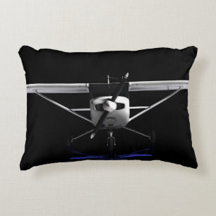 Cessna 152 Showroom. Decorative Pillow
