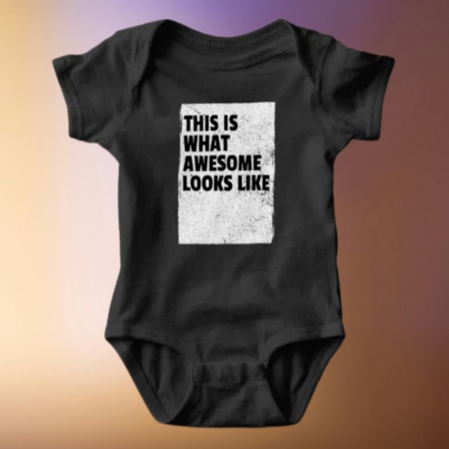 C'est à ça que ressemble formidable Body bébé (Créateur téléchargé)