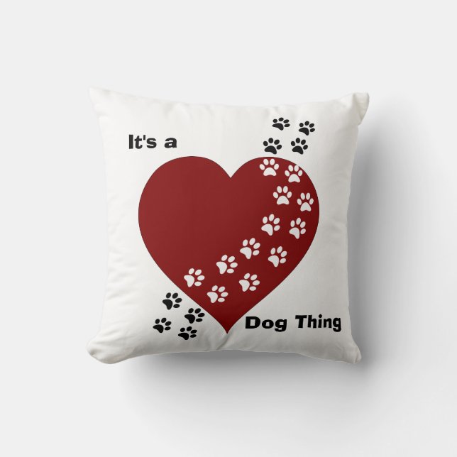 C'est un coussin de coeur et d'empreinte de patte (Recto)