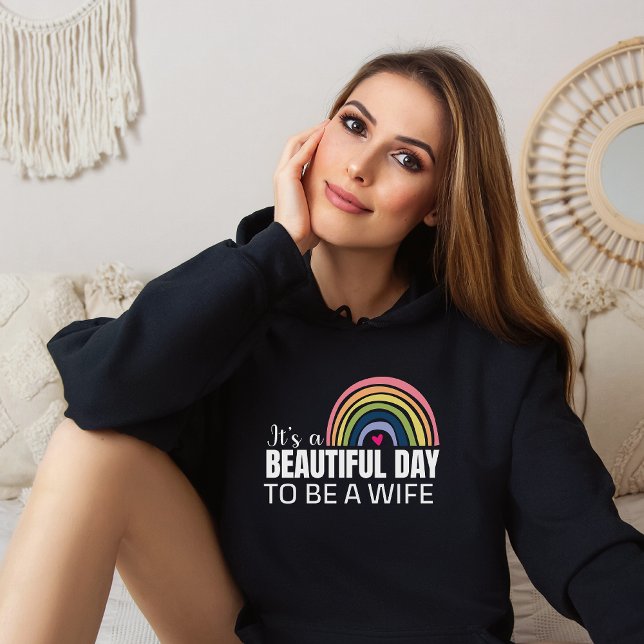 C'est une belle femme de jour Rainbow Black Sweat  (Créateur téléchargé)