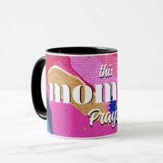 Cette maman prie pour la Mug Abstraite rose et ble