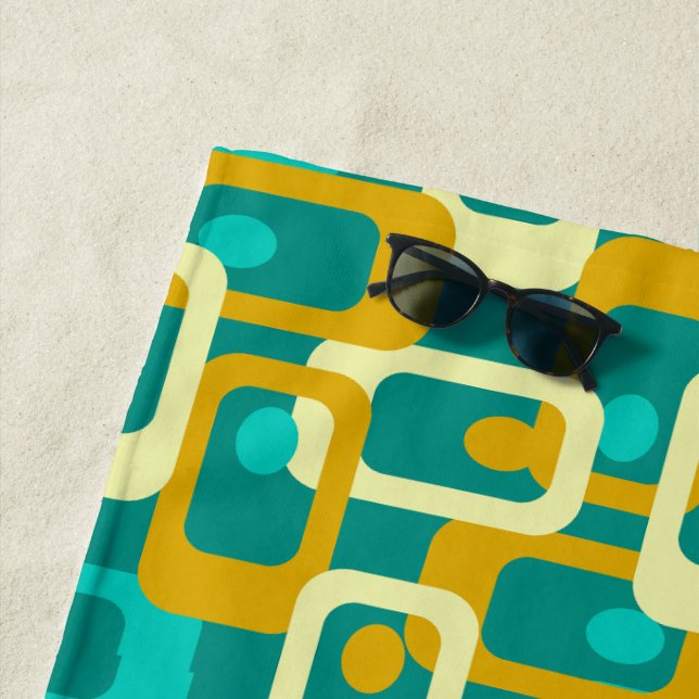 Chain Link  Beach Towel (In Situ)