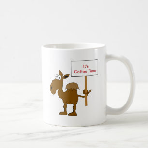 Chameau avec le modèle de tasse de signe