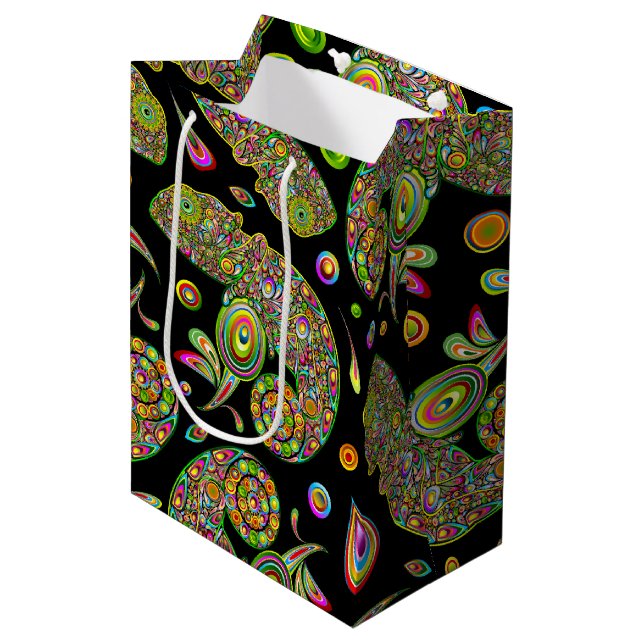 Chameleon Psychedelic Fantasy Medium Gift Bag (Front Angled)
