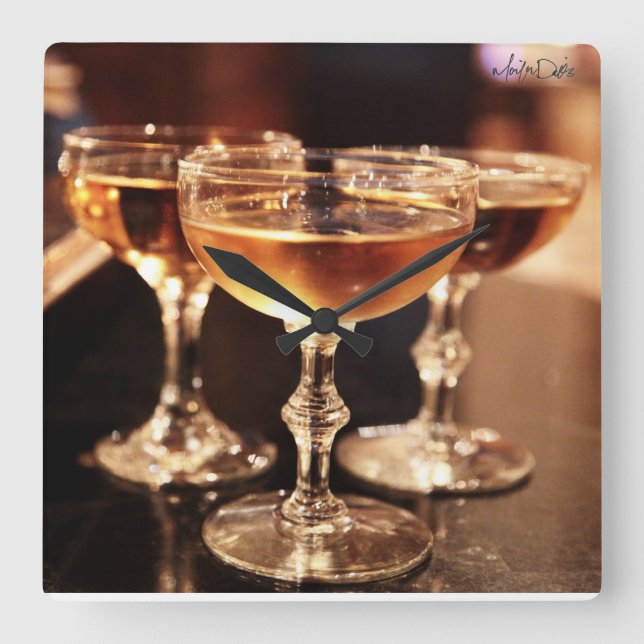 champagne doré boisson bar-cuisine horloge (Recto)