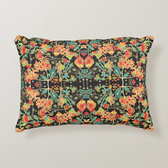Chaotic floral: vintage abstract pattern. accent pillow (Front)