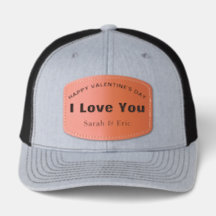 Chapeau à pièce de cuir