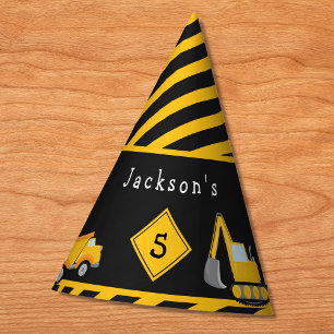 Chapeaux De Fêtes Construction Joyeux Anniversaire - Nom et âge garç