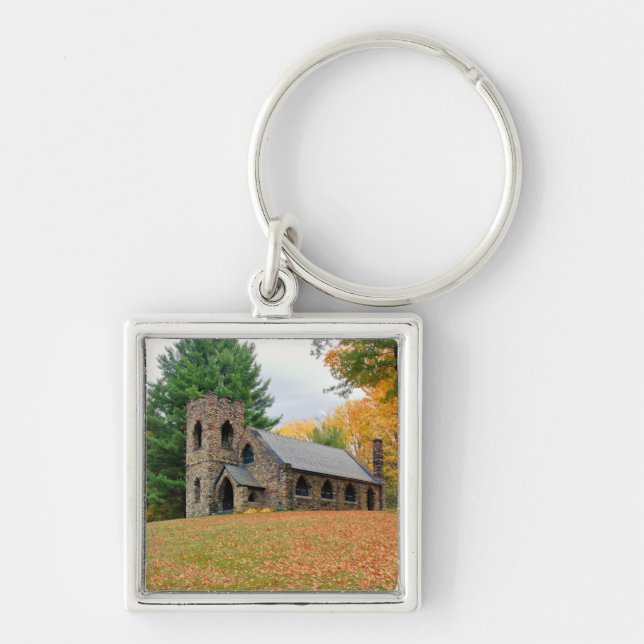 Chapel in fall keychain (Front)