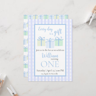 Chaque jour est un cadeau garçon Invitation d'anni