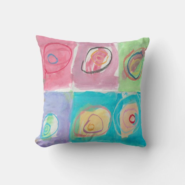 Charlotte's concentric circles throw pillow (Front)