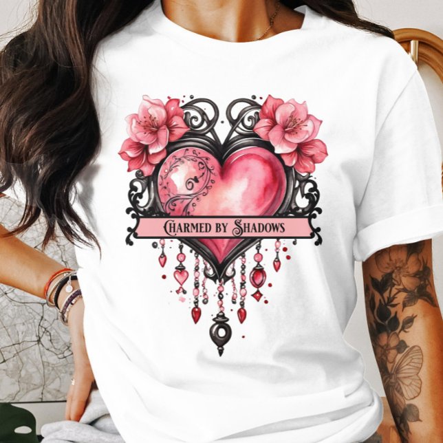 Charming by Shadows T-Shirt (Créateur téléchargé)