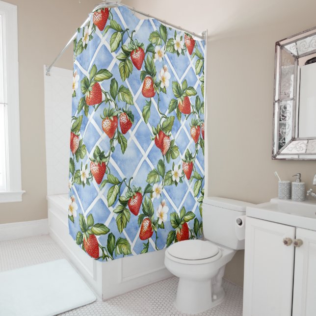 Charming Strawberry & Leaf Pattern – Vintage (2) (In Situ)