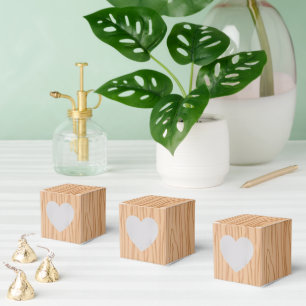 Charming Wood Pattern Celebration Heart Favor Box
