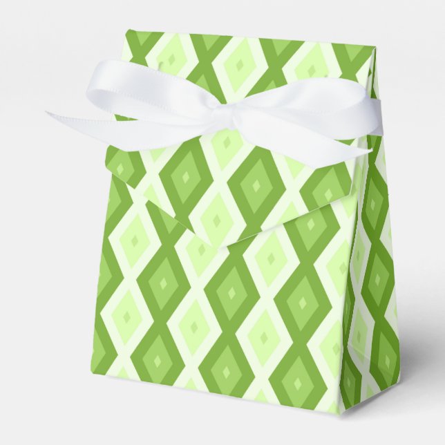 Chartreuse green diamond pattern favor box (Front Side)