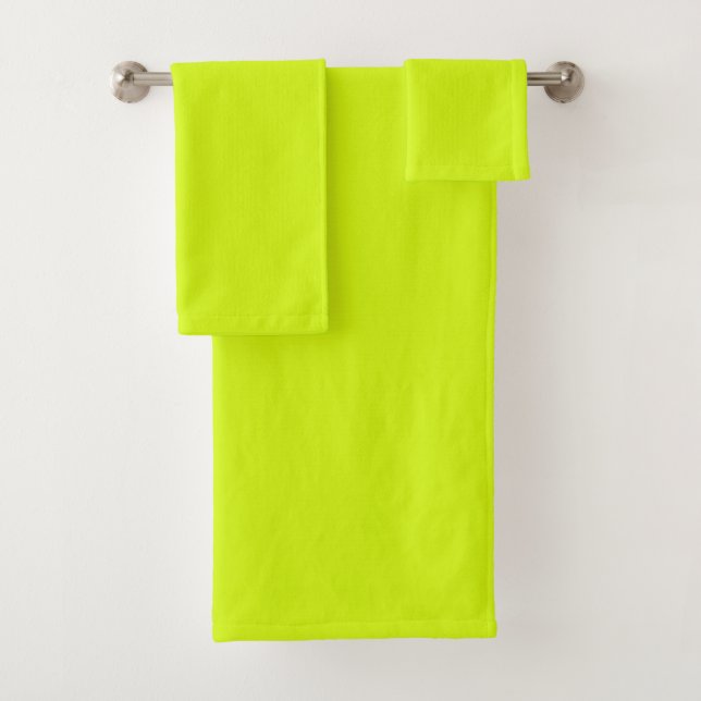 Chartreuse Yellow solid colour Bath Towel Set (Insitu)