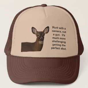 Chasse avec le casquette d'un camionneur de cerfs