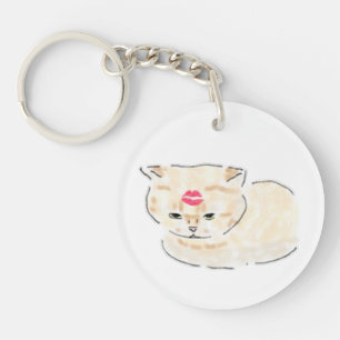 Chat Mignon Avec Marque De Baiser Au Rouge à Lèvre