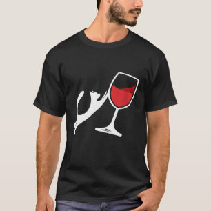 Chat renversant un verre de vin T-shirt drôle de c