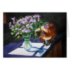 Chat siamois attaquant le vase des fleurs