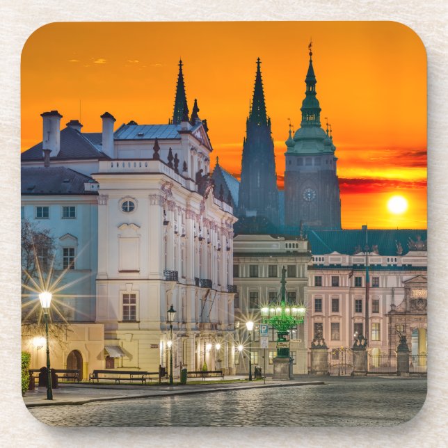 Château de Prague dans le dessous de verre en plas (Devant)