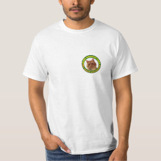 Chats contre le T-shirt de coupes