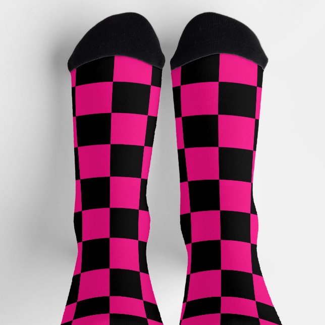 Chaussette à damiers carré rose chaud noir rétro géométrique (Haut)