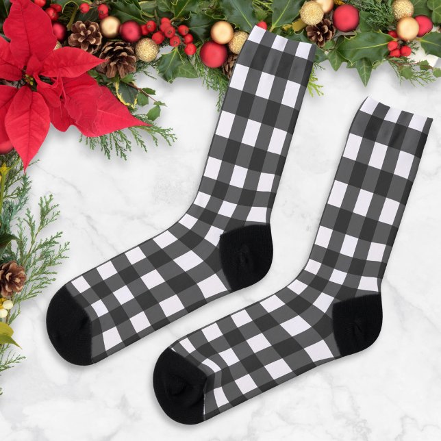 Chaussette Black and White Buffalo Check Plaid Pattern (Black and white, buffalo check socks for the festive season, in classic rustic country style)