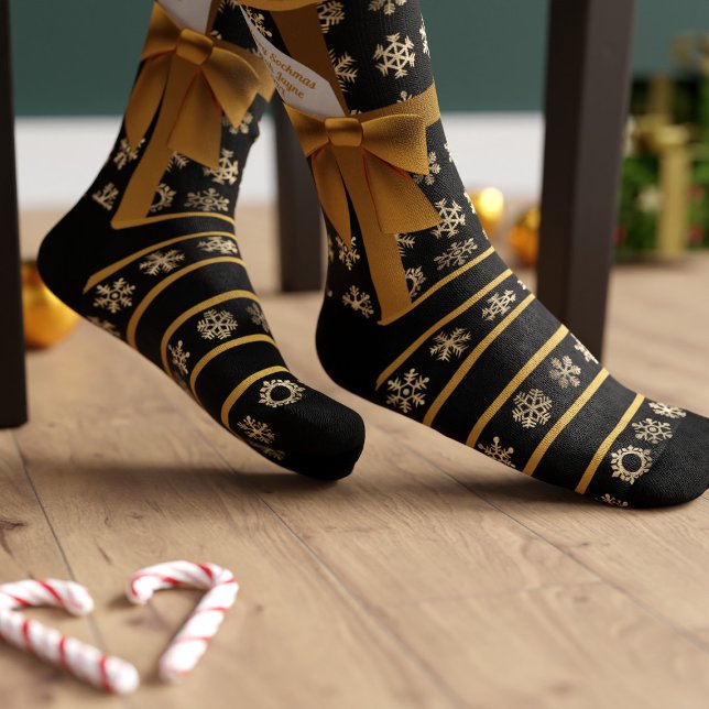 Chaussette Chaussettes à rayures de flocon de neige noir et o (Give the gift of festive socks this Holiday Season. Just add your name!)