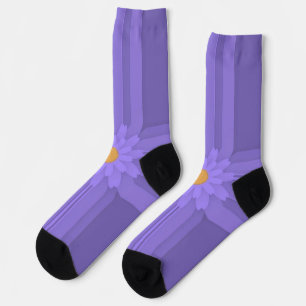 Chaussette Fleur violette simple sur croix moderne