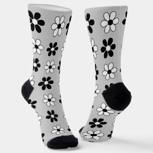 Chaussette Fleurs noires et blanches modernes sur gris argent