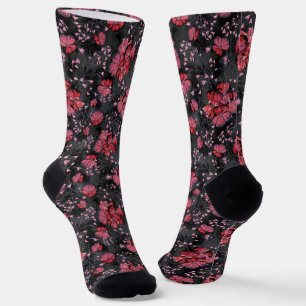 Chaussette Fleurs rouges sur un arrière - plan gris-noir.