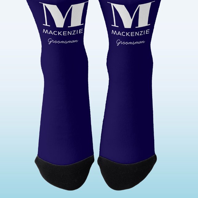 Chaussette Groomsman Monogramme Nom Mariage bleu marine (Modern monogram initial personalized fun groomsman navy blue wedding socks)