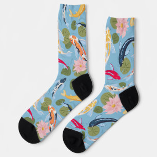 Chaussette Koi coloré et nénuphars dans un étang bleu