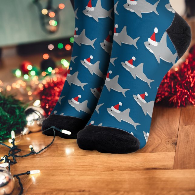 Chaussette Noël du Père Noël du requin (Get these shark socks as a fun gift.)