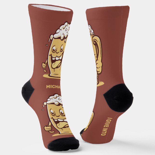 Chaussette Nom personnalisé et bière texte amusant (Angulaire)