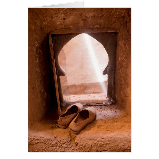 Chaussures marocaines à la fenêtre (Devant)