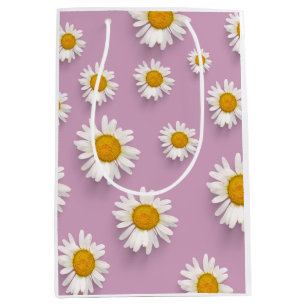 Cheerful Daisy Pattern on Pink Background Medium Gift Bag