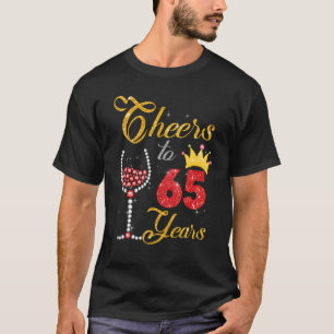 Cheers to 65 Years 1957 65th Birthday Wine Diamond T-Shirt