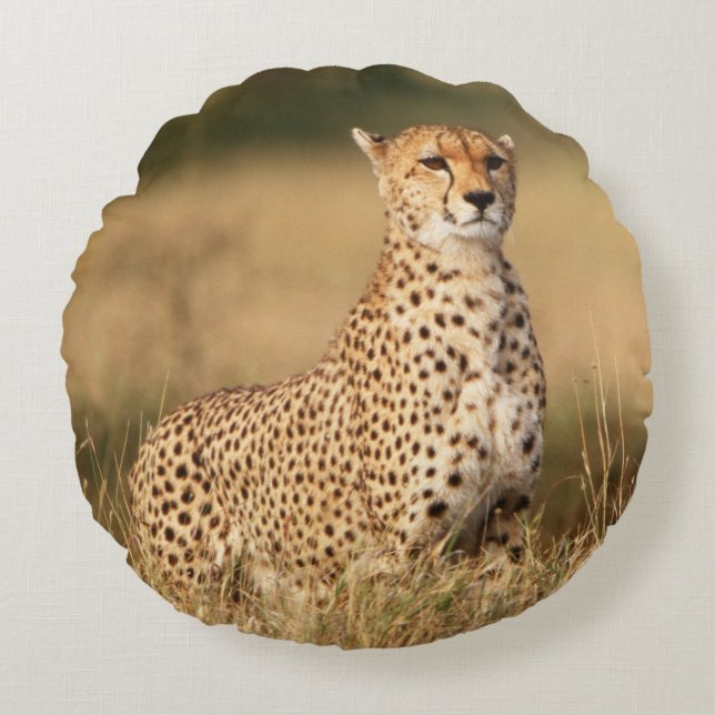 Cheetah on small mound for better visibility round pillow (Front)