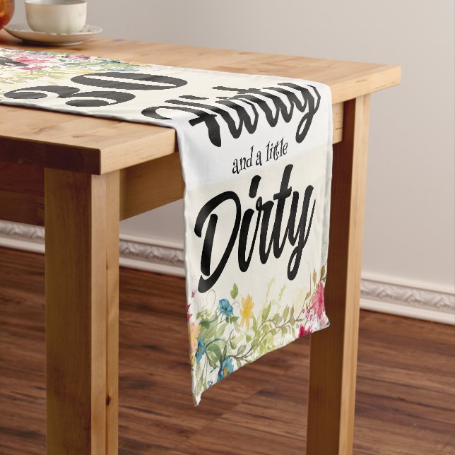 Chemin De Table Court 30 Flirty Table Runner (In Situ)