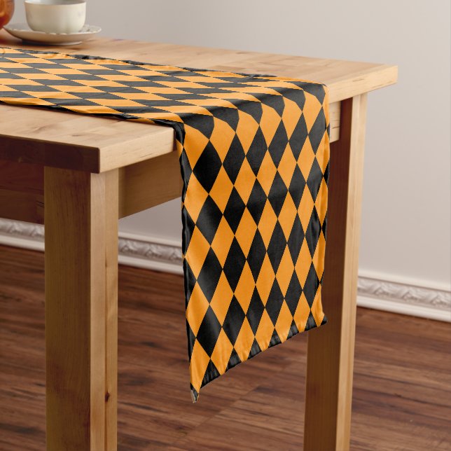 Chemin De Table Court Arlequin orangé et motif noir d'Halloween (In Situ)