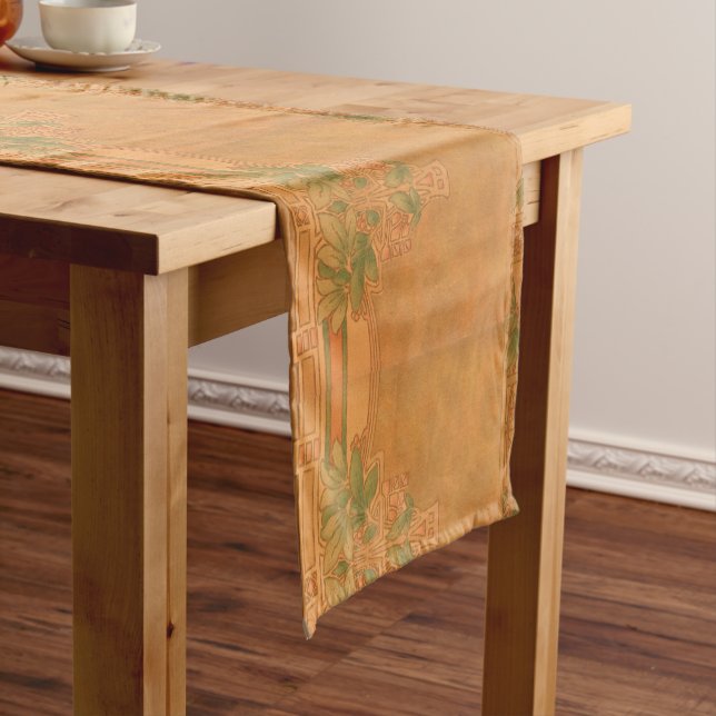 Chemin De Table Court Artiste ou Mission Style Foliage Berry Frieze (In Situ)