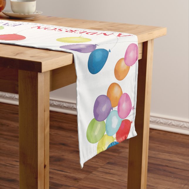 Chemin De Table Court Balloons d'anniversaire personnalisés Coureur de t (In Situ)