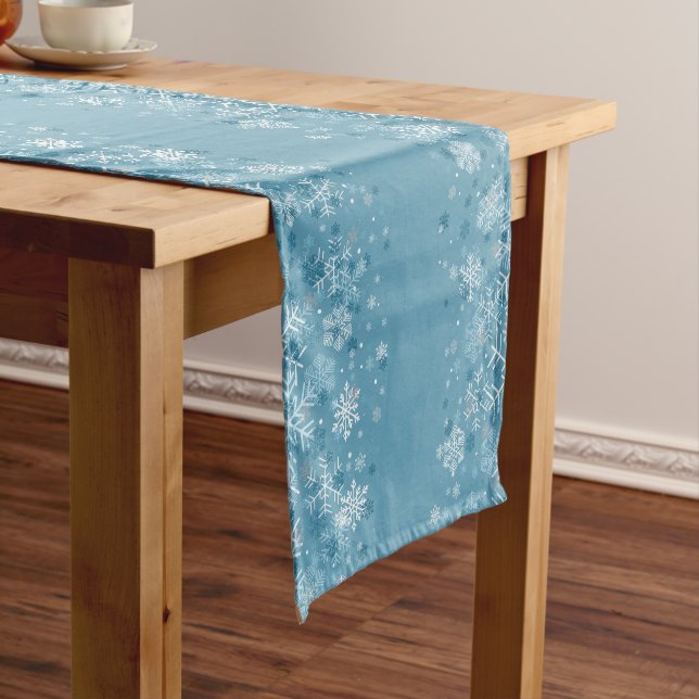 Chemin De Table Court Beau Élégant Snowflakes Bleu & Blanc (In Situ)
