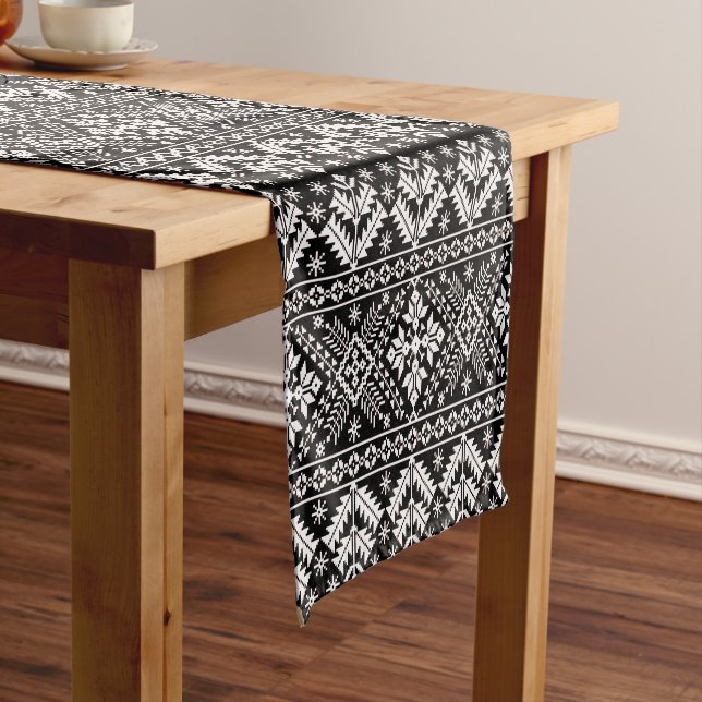 Chemin De Table Court Black and White Christmas Fair Isle Motif (In Situ)