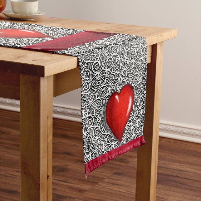 Chemin De Table Court Coeur Valentines du coureur de nappes (In Situ)