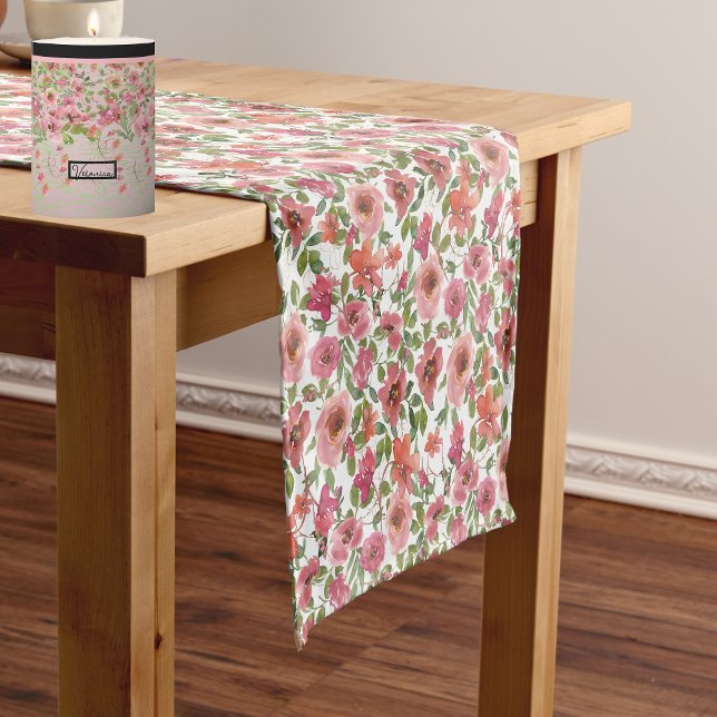 Chemin De Table Court Coureur de table blanche rose florale (Pink Floral White Table Runner)